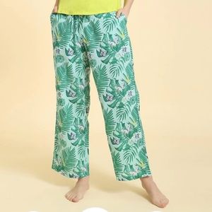 The Mahogany Store Pant in a Bag